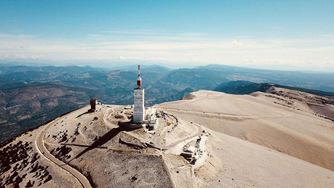 The Most Scenic European Cycling Climbs: Conquer the Mountains and Savour the Views - Sigr