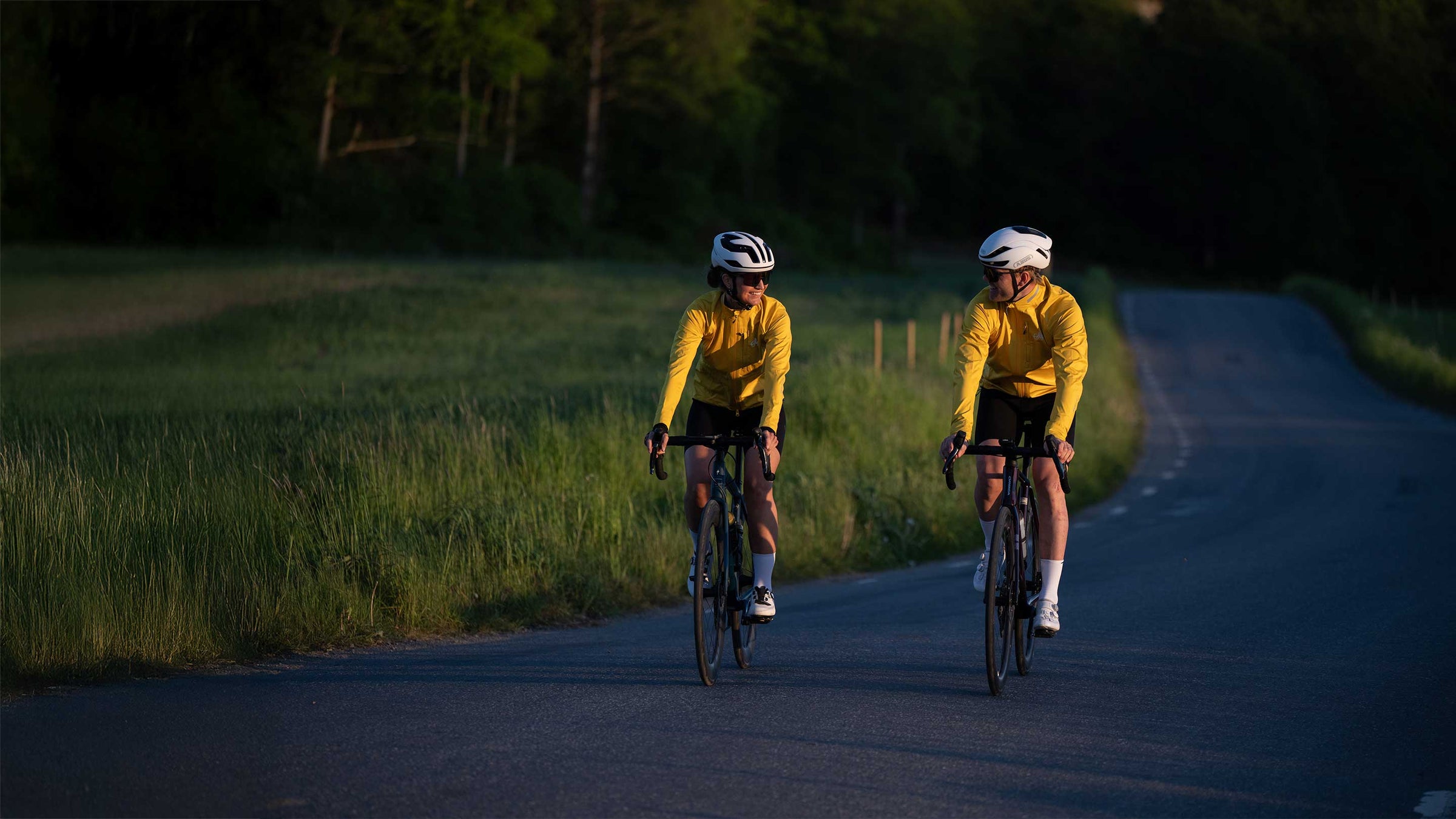 Women's Cycling Jackets - Sigr