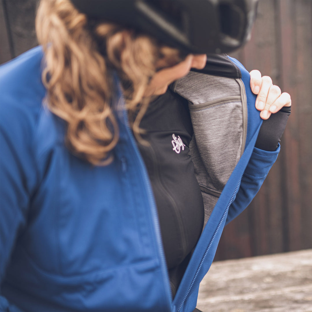 Gotlandsleden Tour Women's Blue Merino Softshell Cycling Jacket by Sigr Cycling Clothing