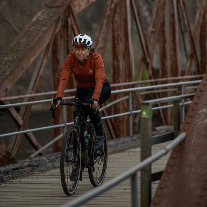 Gotlandsleden Tour Women's Brown Merino Softshell Jacket by Sigr Cycling Clothing