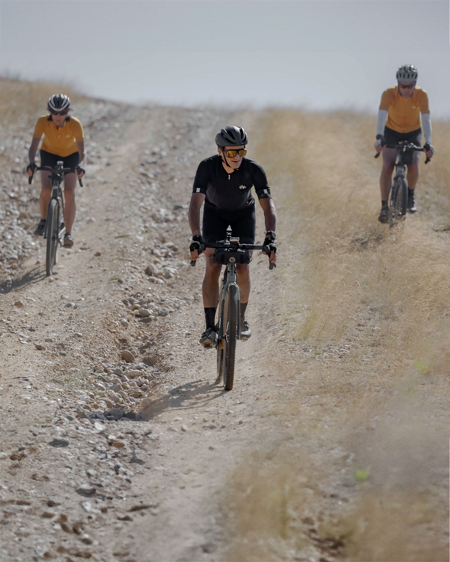 Sigr gravel cycling clothing in action