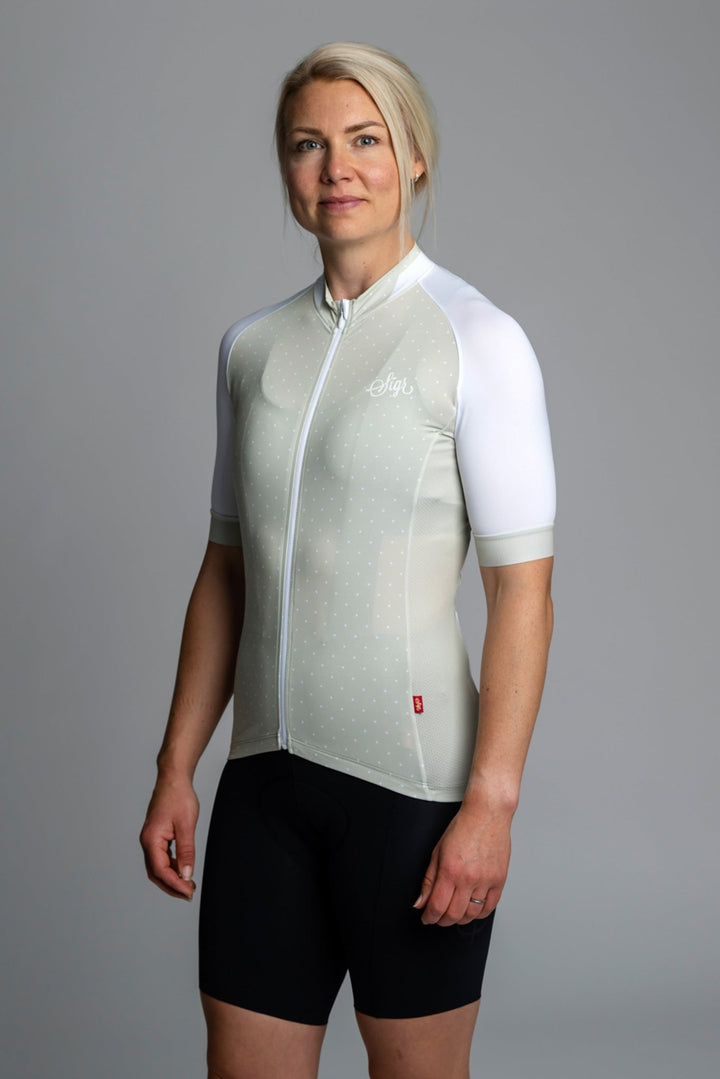 Pear Legacy Women's Cycling Jersey by Sigr Cycling Clothing