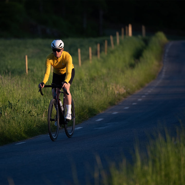 Sköld Men's Yellow Shell Cycling Jacket