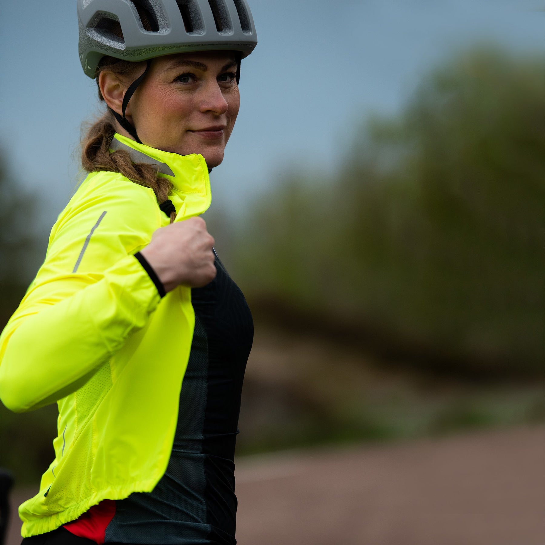 Treriksröset Yellow Women's Cycling Wind/Pack Jacket