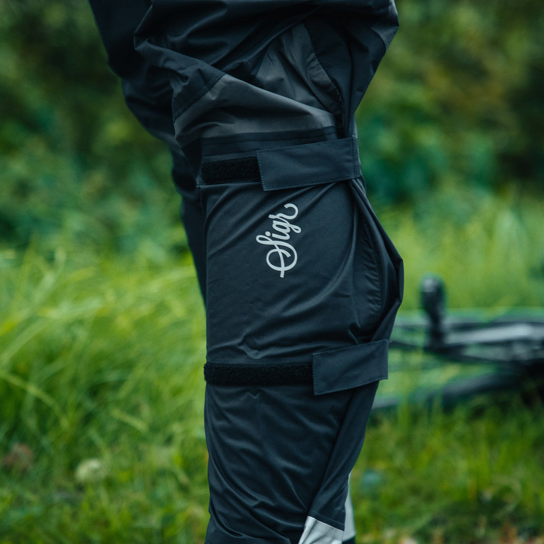 VÄSTKUSTEN Black/Grey Cycling Rain Trousers/Pants Sigr