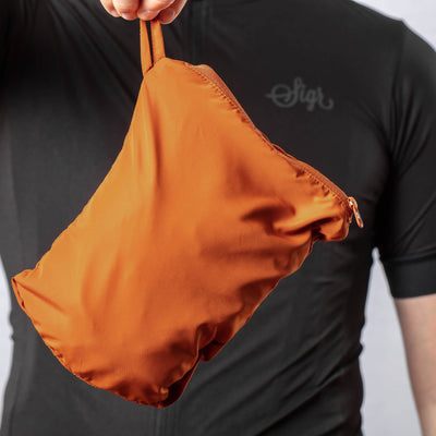 Sigr Treriksröset Orange - Cycling Pack Jacket for Men