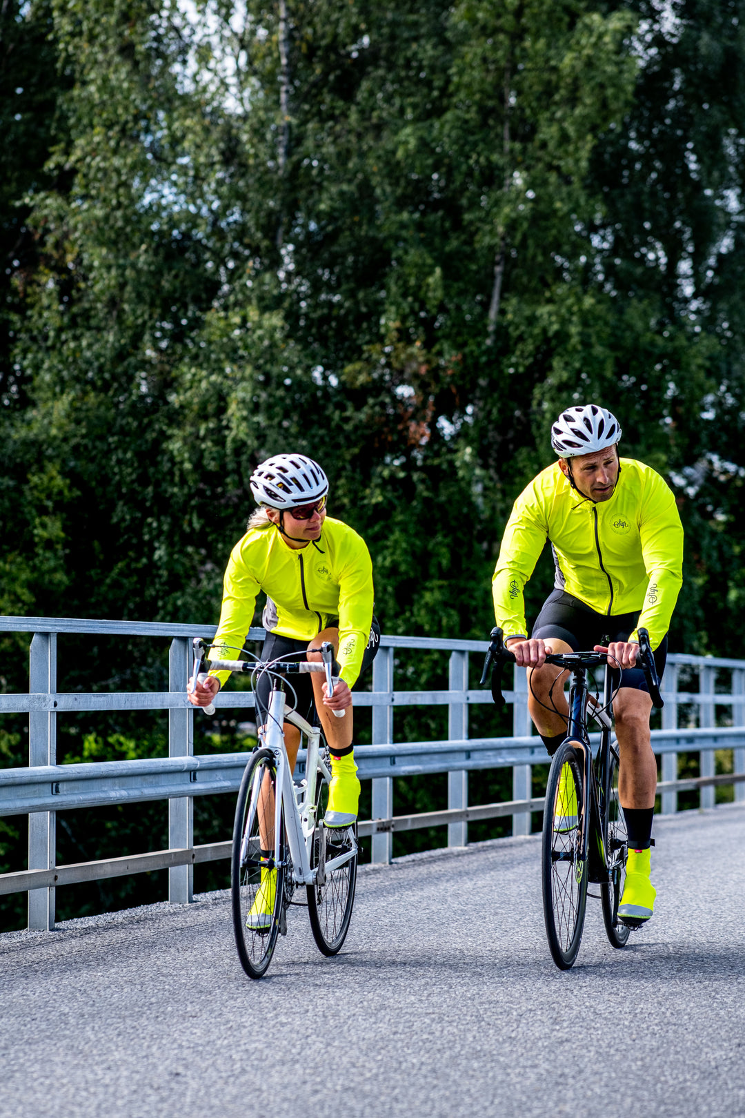 Sigr Uppsala Yellow Hi Viz Cycling Wind Jacket for Women